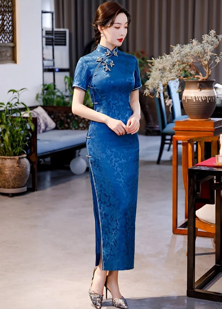Blue_traditional_Qipao_dress.jpg