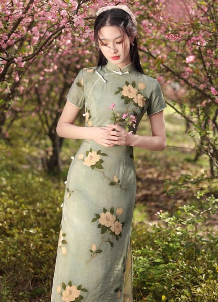 Modern green Qipao dress