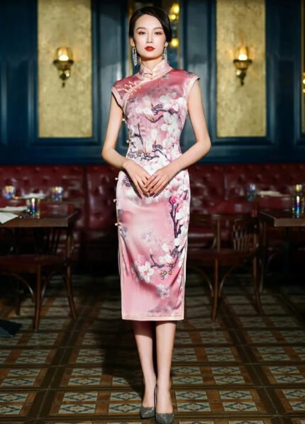 Pink silk Qipao dress