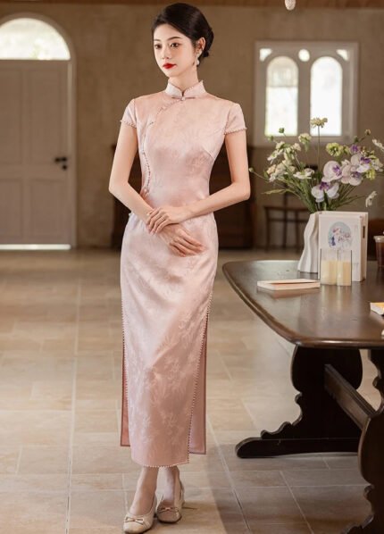 Long pink Qipao dress
